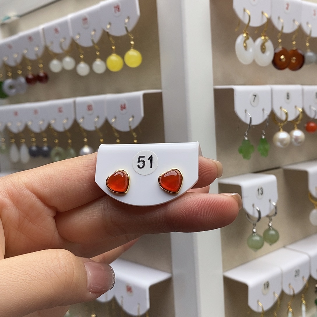 玛瑙/玉髓银S925镶嵌耳钉