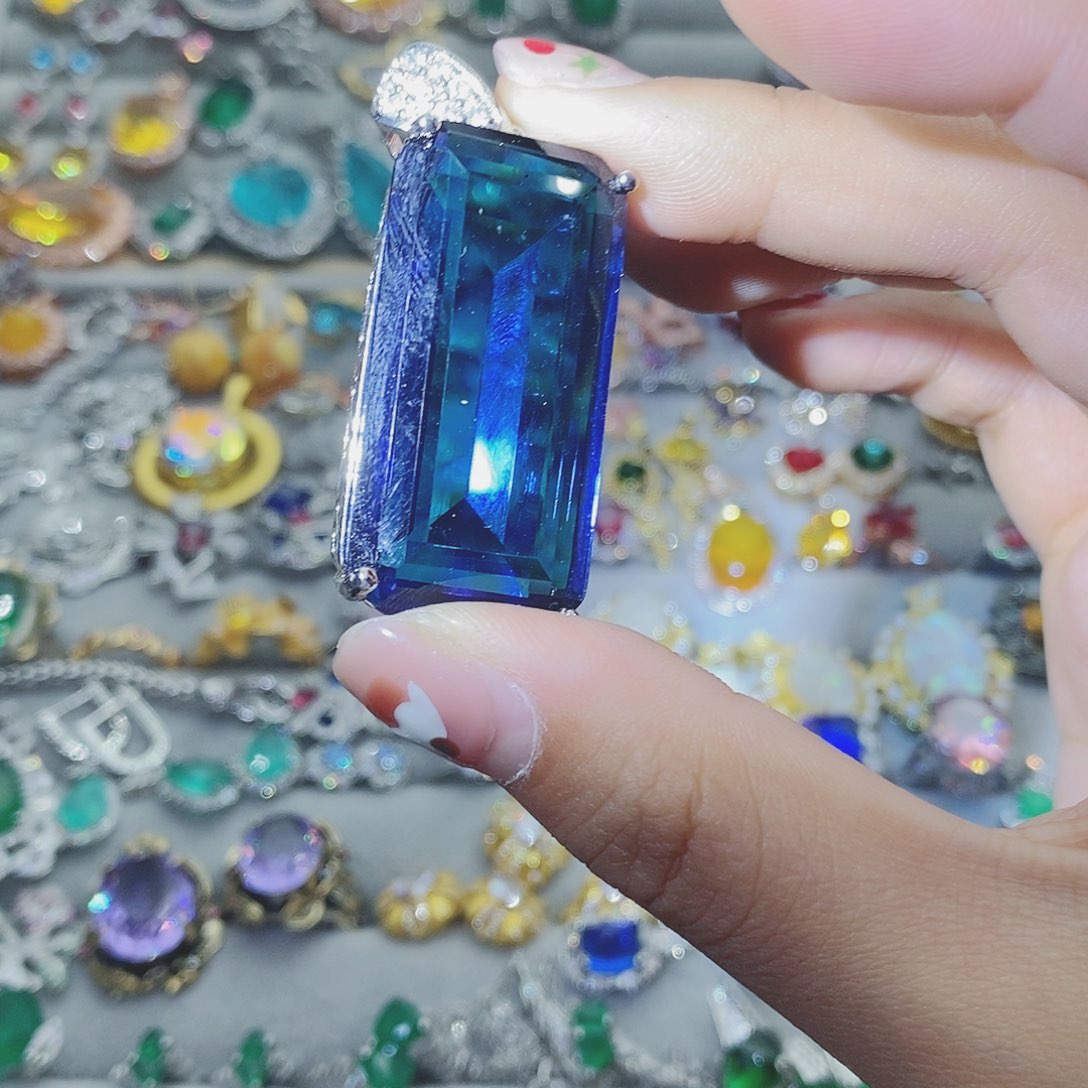 【闪购商品】托帕石耳饰银S925镶嵌