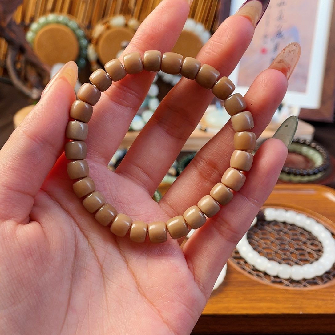 未镶嵌手链和田玉