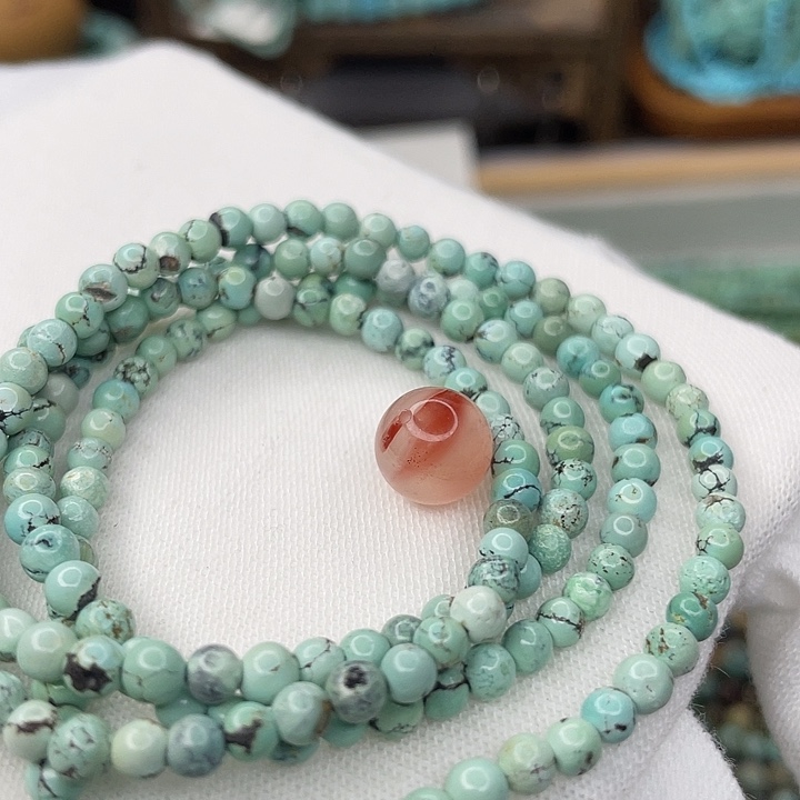 南红玛瑙未镶嵌珠宝奇石