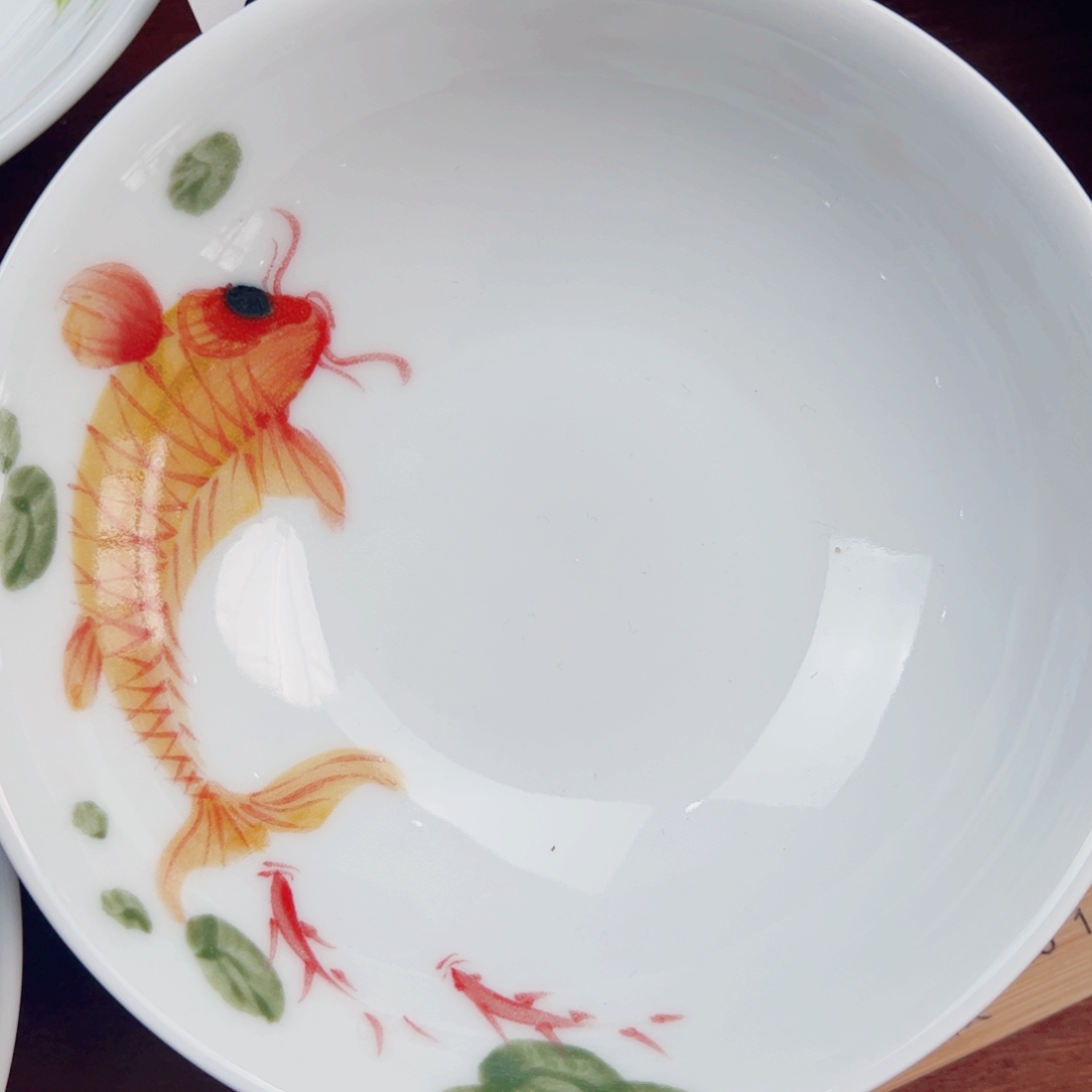 景德镇陶瓷手工手绘制作