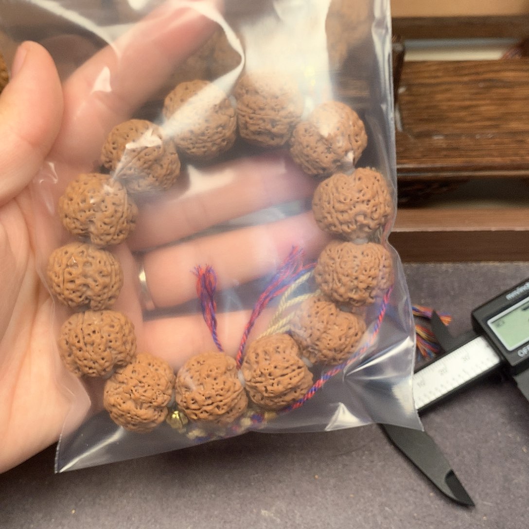 金刚菩提吊坠?*涛28。           