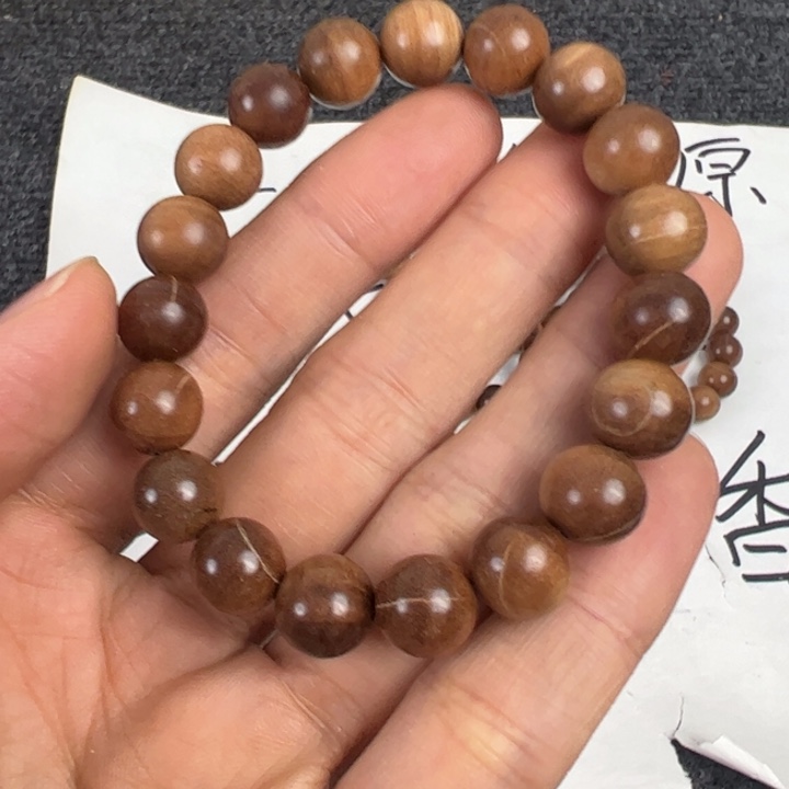 木檀香1.0土埋料………………瑕疵