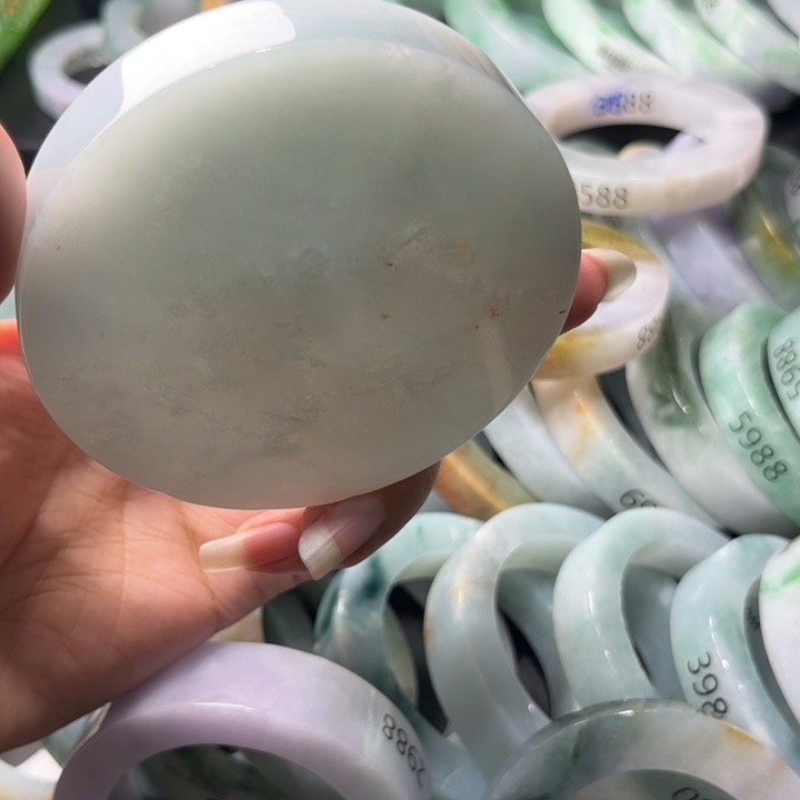 定制翡翠未镶嵌翡翠