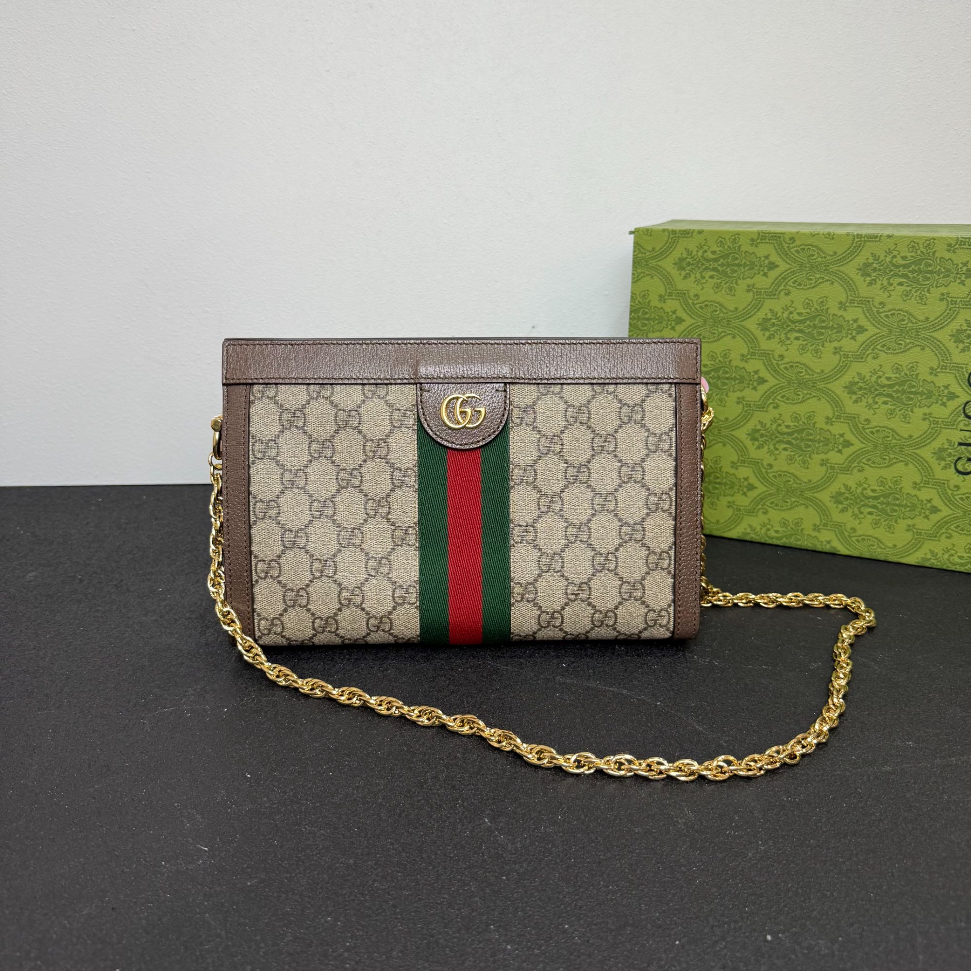 99新 GUCCI/古驰 壹所/GUCCI 小号夹子包  斜挎包 元旦
