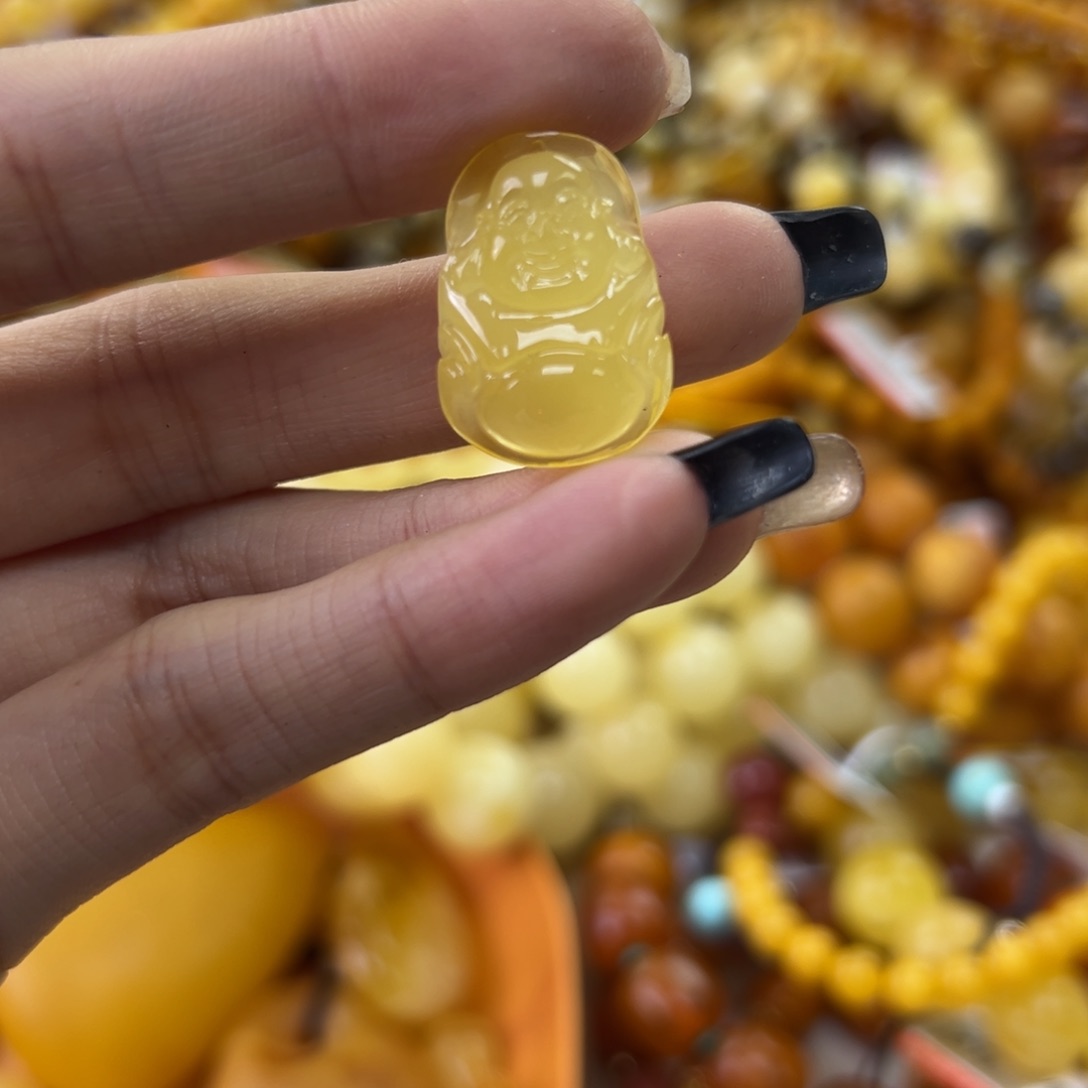 琥珀珠宝奇石未镶嵌