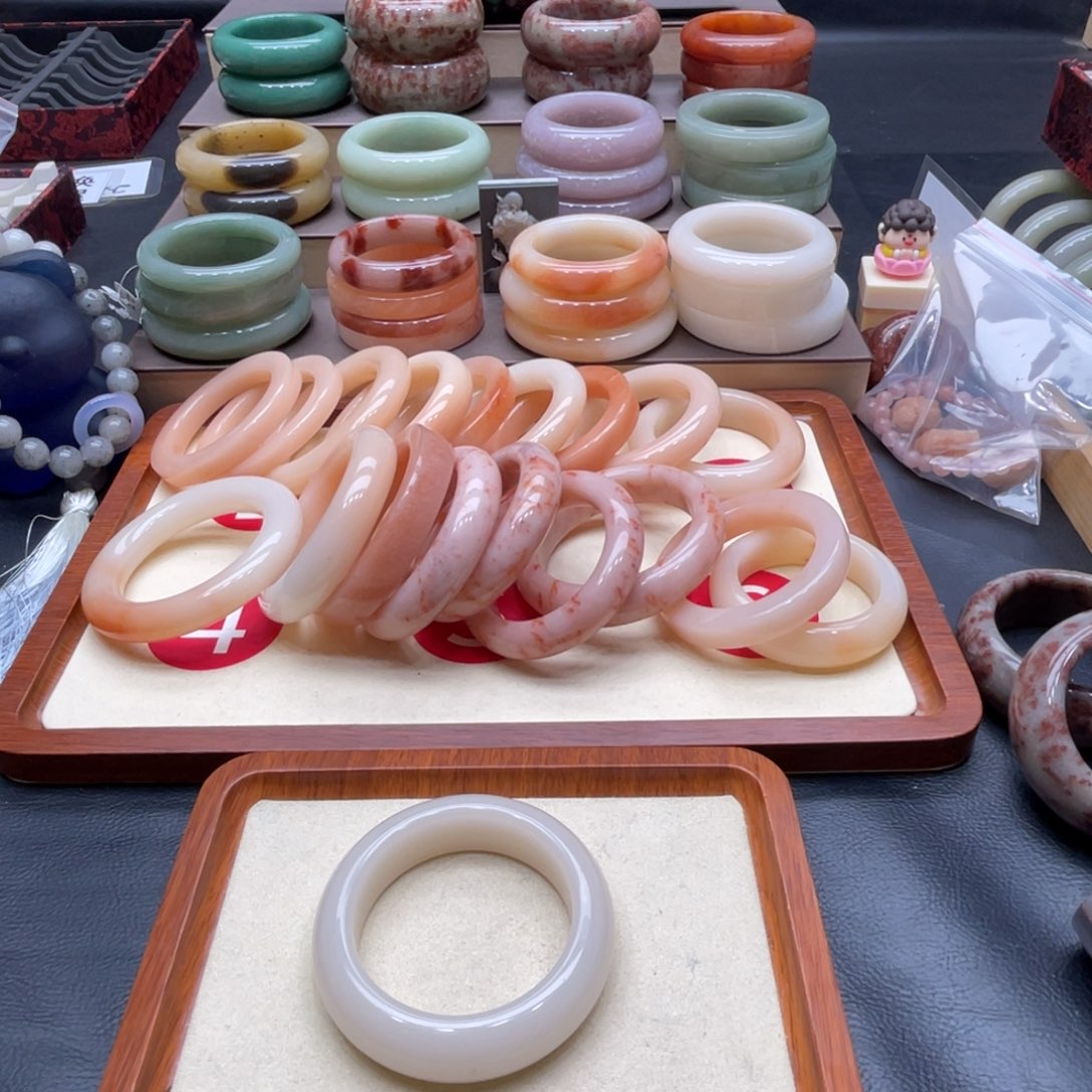 石英质玉手镯未镶嵌安*令