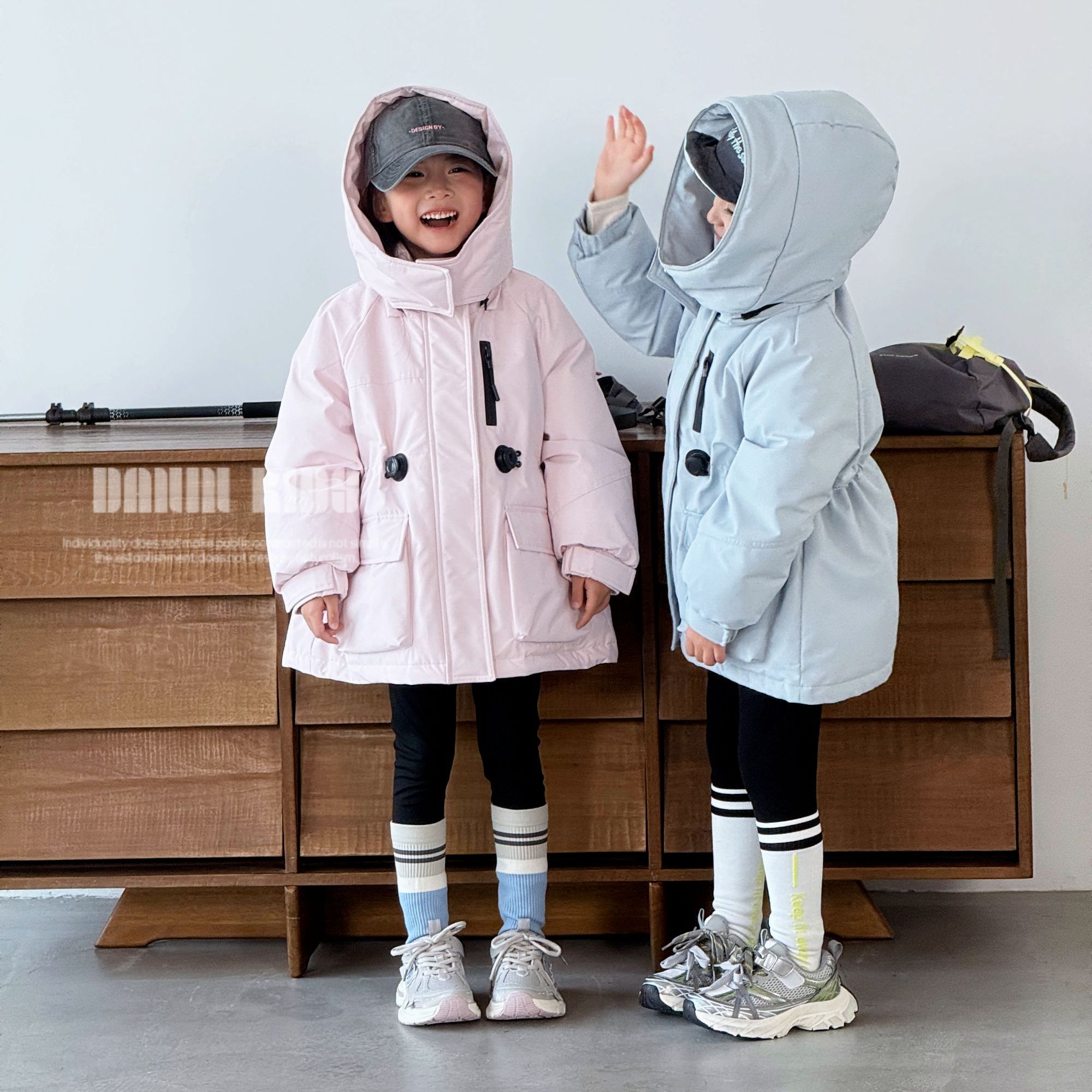 嗒囜【抗寒｜零下十几度】趣味扭扭扣收腰 90白鸭绒秋冬装儿童羽绒服