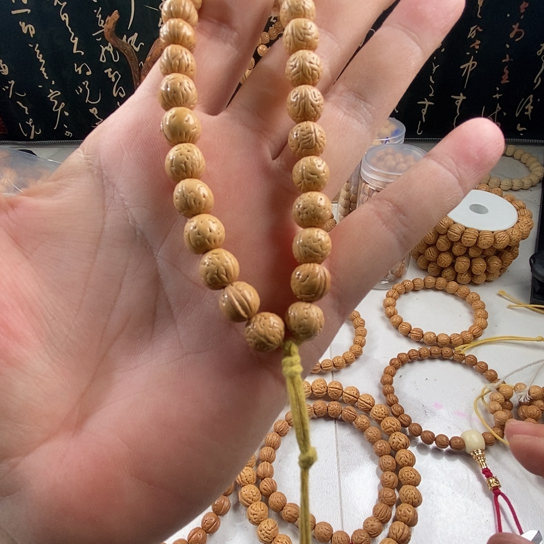 帥***吊坠桃核11111111111111111