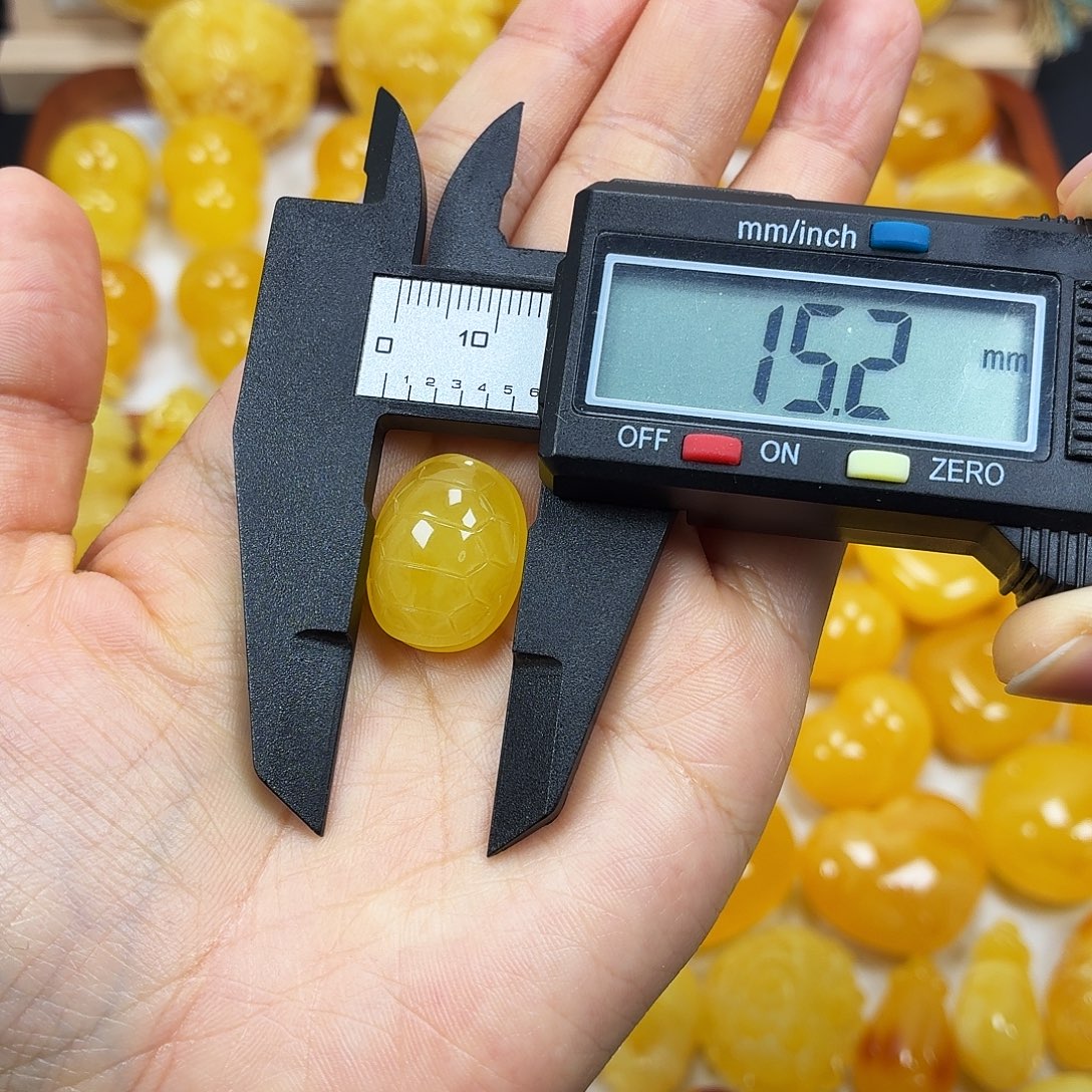 蜜蜡未镶嵌颈饰焦皮浓蜡妖花富甲打孔不退不换