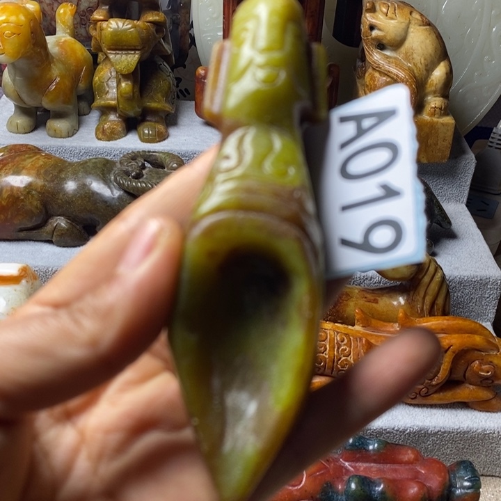 玛瑙/玉髓未镶嵌挂件