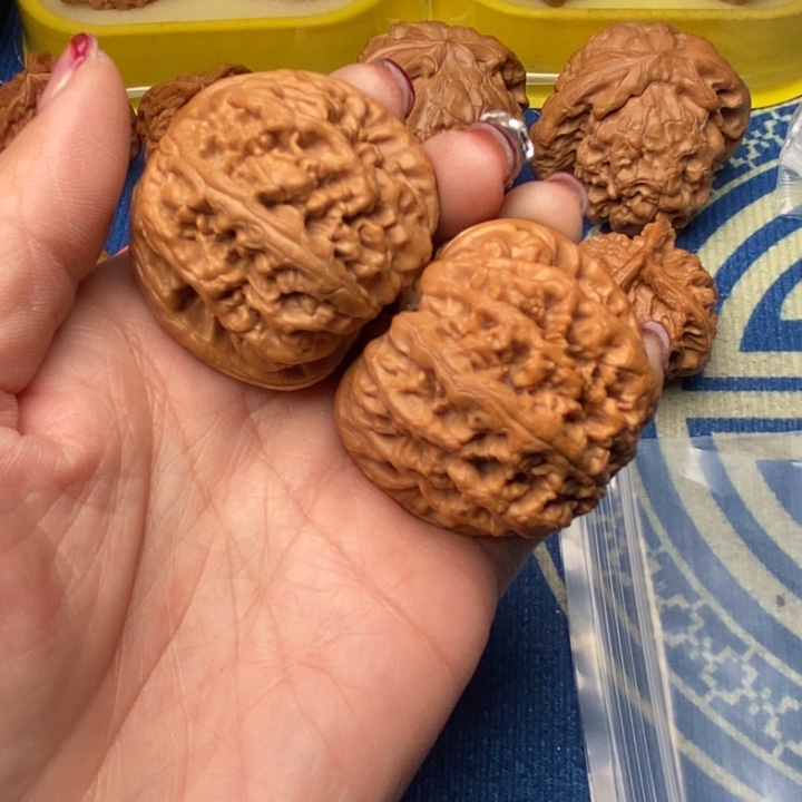 喂***桃核吊坠粗筋核桃