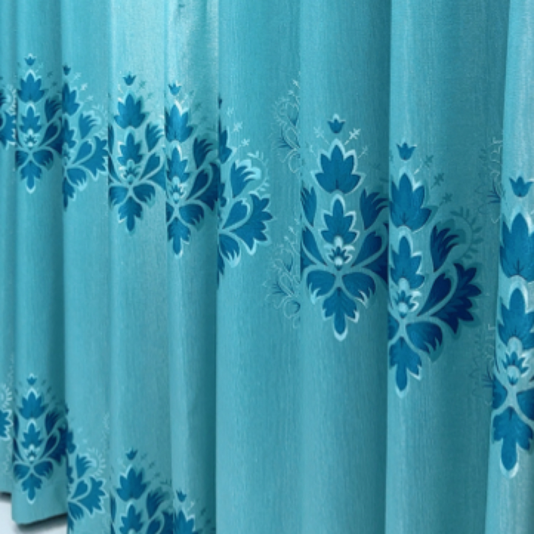 加厚遮光蓝色欧花提花窗帘