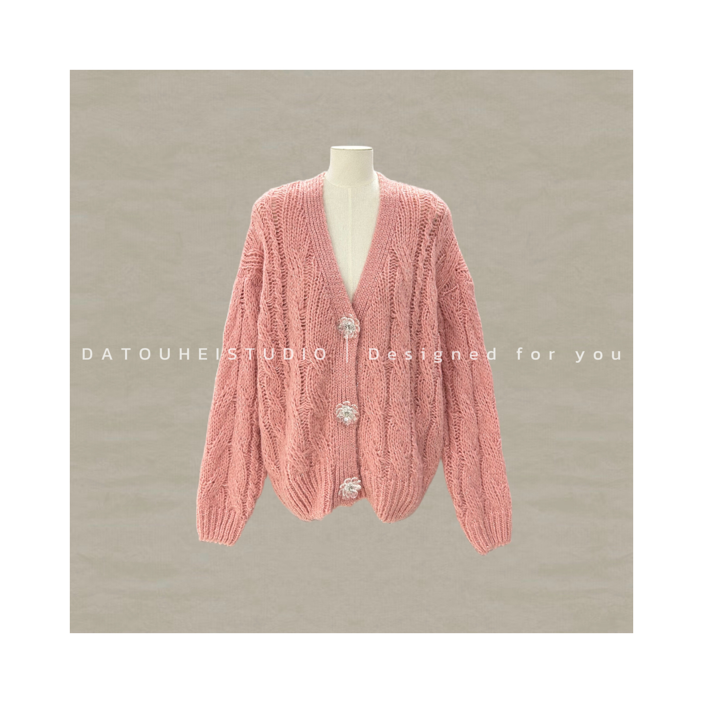 【DATOUHEI 秋冬新品】“miu系少女"慵懒风银色毛衣外套D226X00256