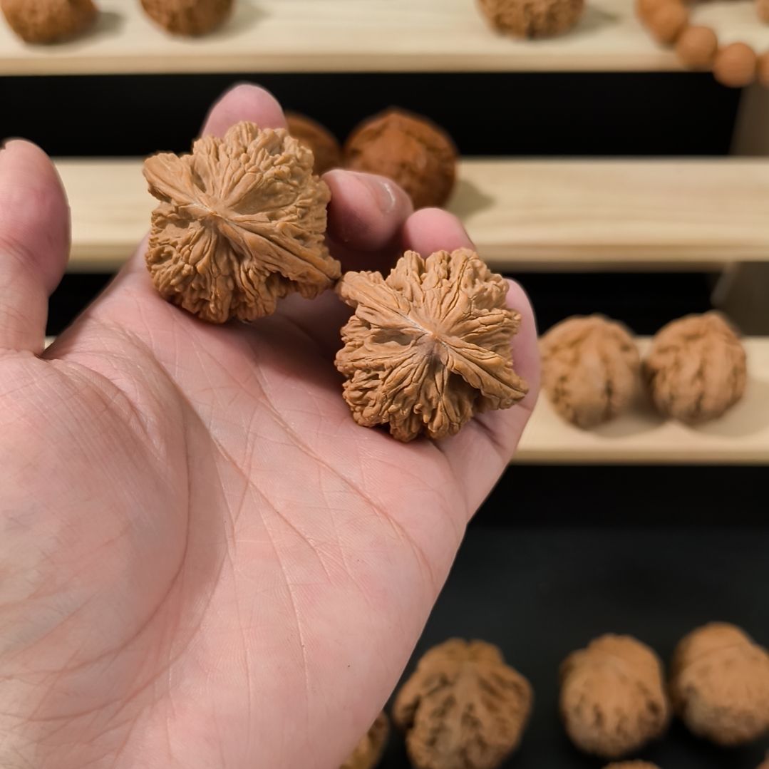 会***馍文玩核桃吊坠43麦虎