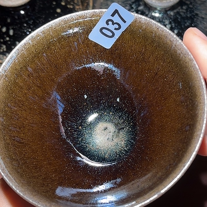 茶盏在家待一段时光是