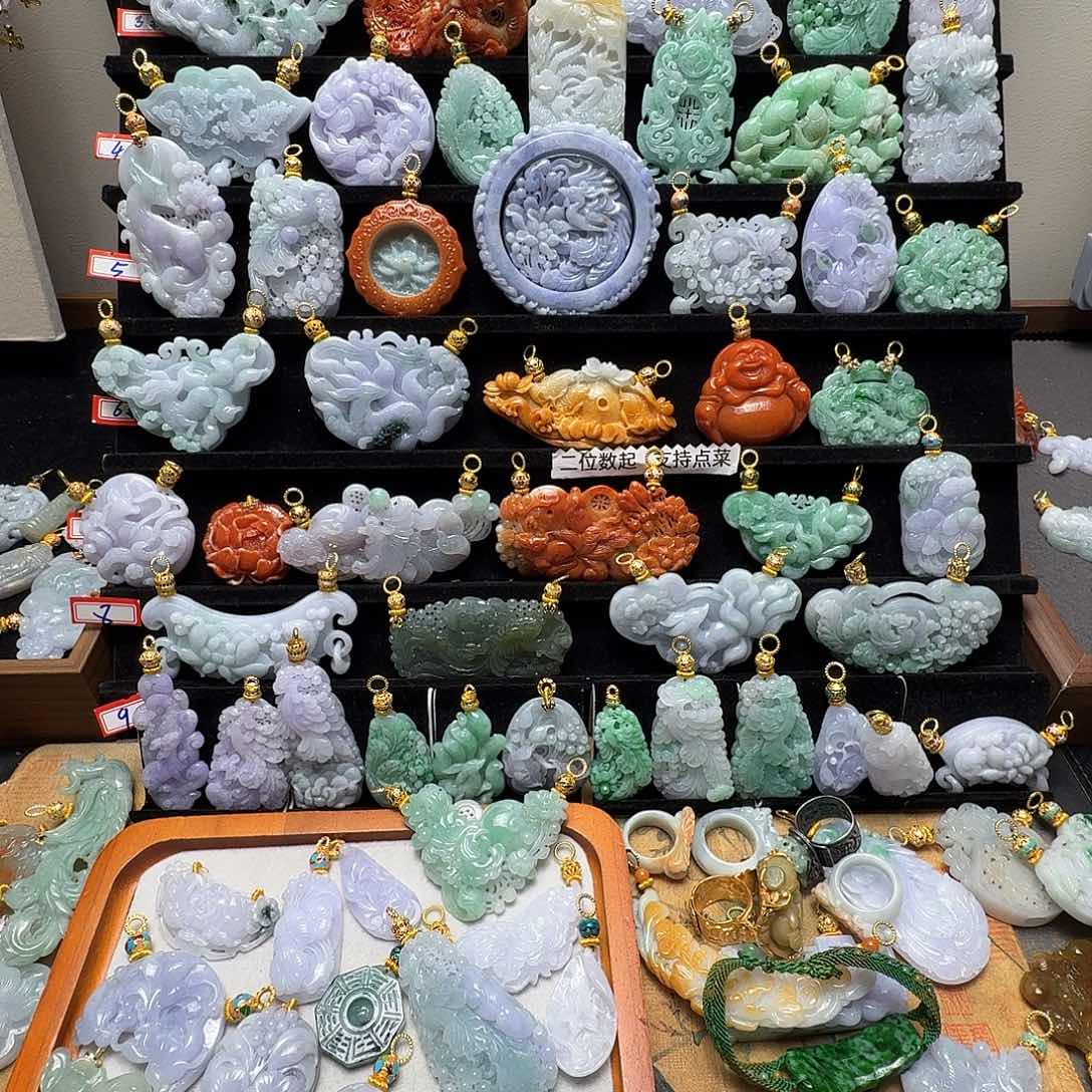 吊坠(不含链)未镶嵌翡翠逆**上