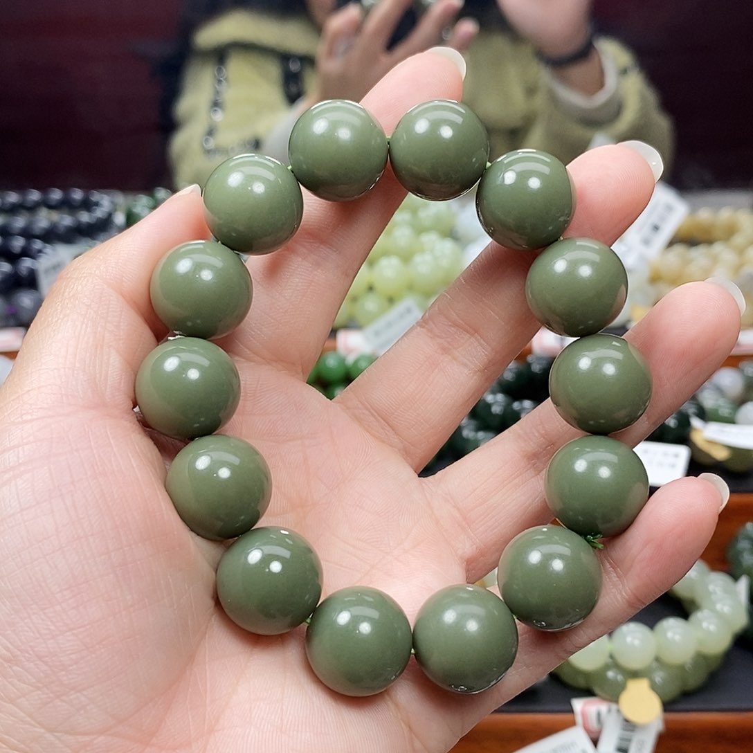 和田玉手链未镶嵌