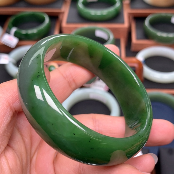 和田玉（碧玉）手镯未镶嵌58
