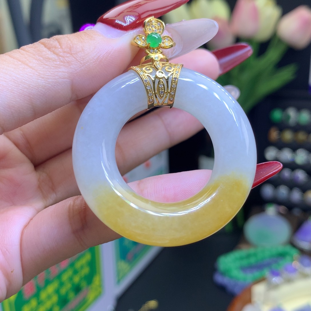 翡翠颈饰18K金镶嵌天然