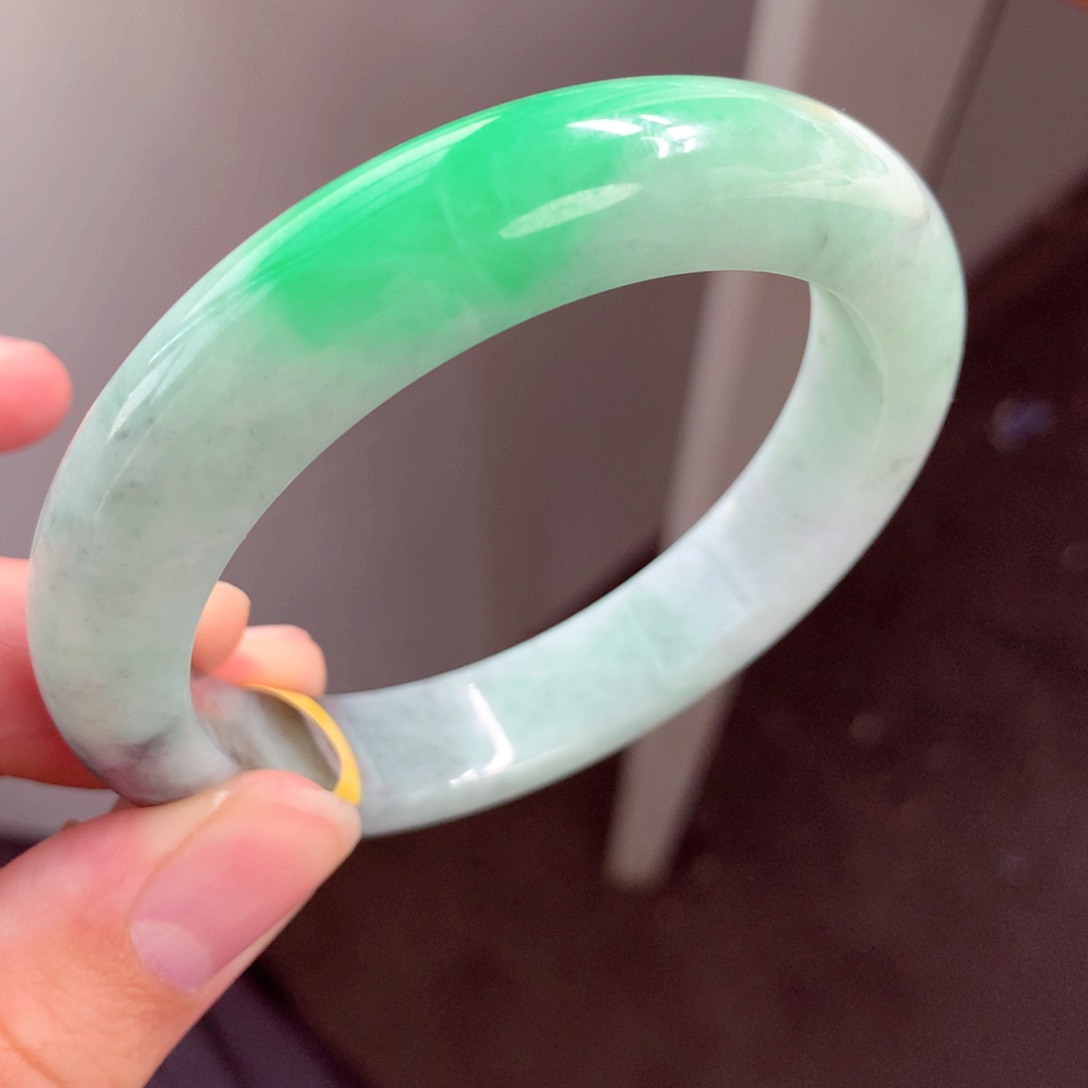 未镶嵌手镯翡翠暖**院缅甸翡翠