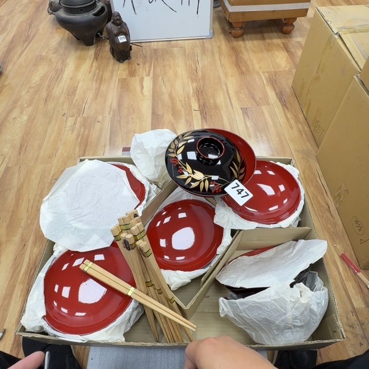 瓷片工艺品摆件瓷器摆件正能量