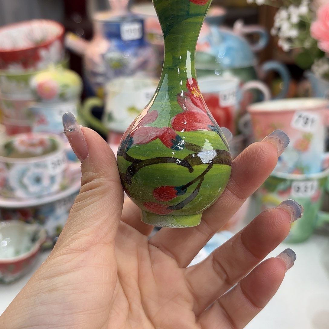 瓷片在这里我们就像我想去