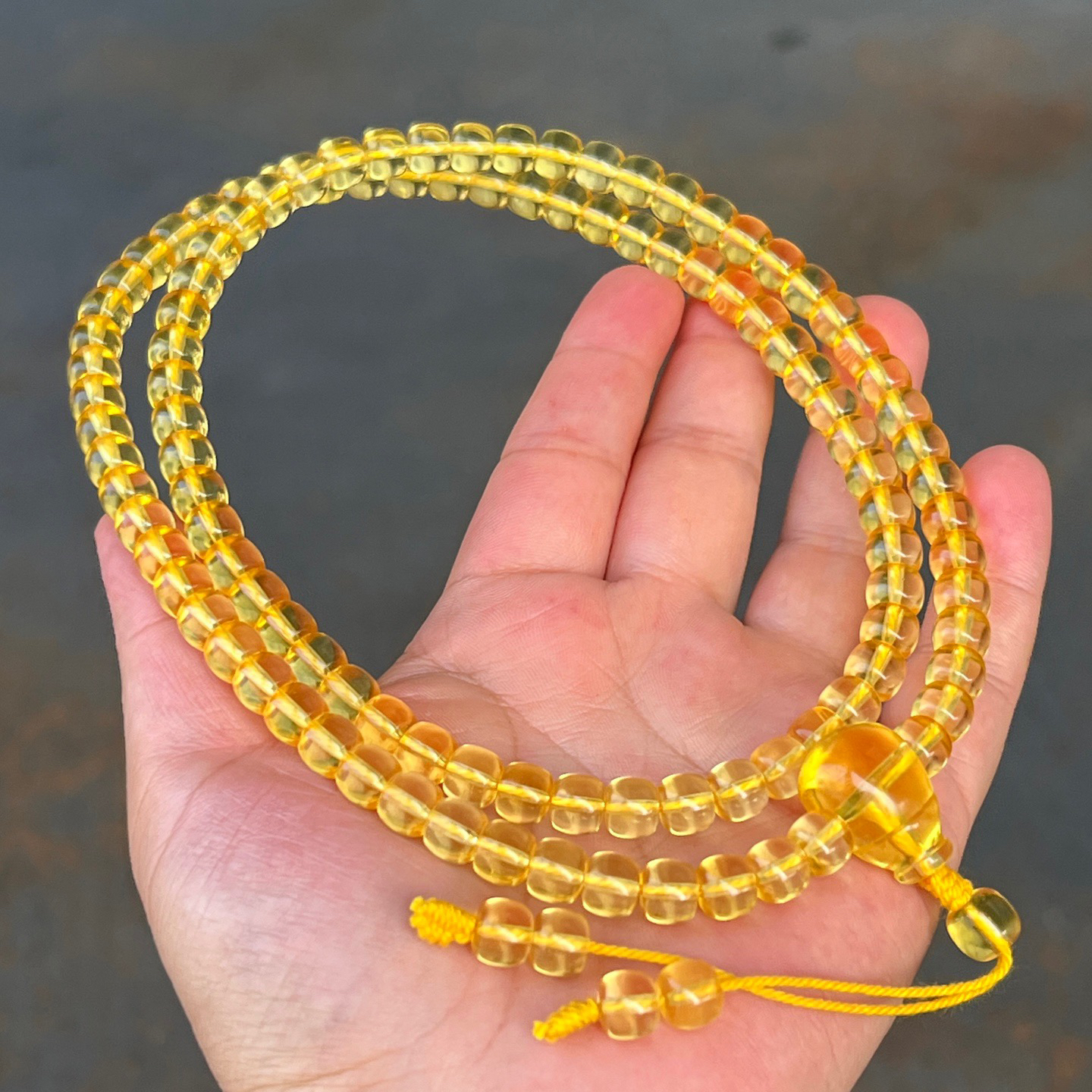 34.72 7.8mm超精工 天然俄料超净水金珀老型108多圈手链