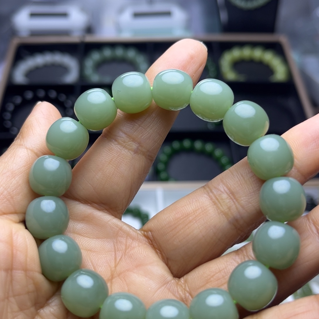 和田玉（碧玉）未镶嵌手串
