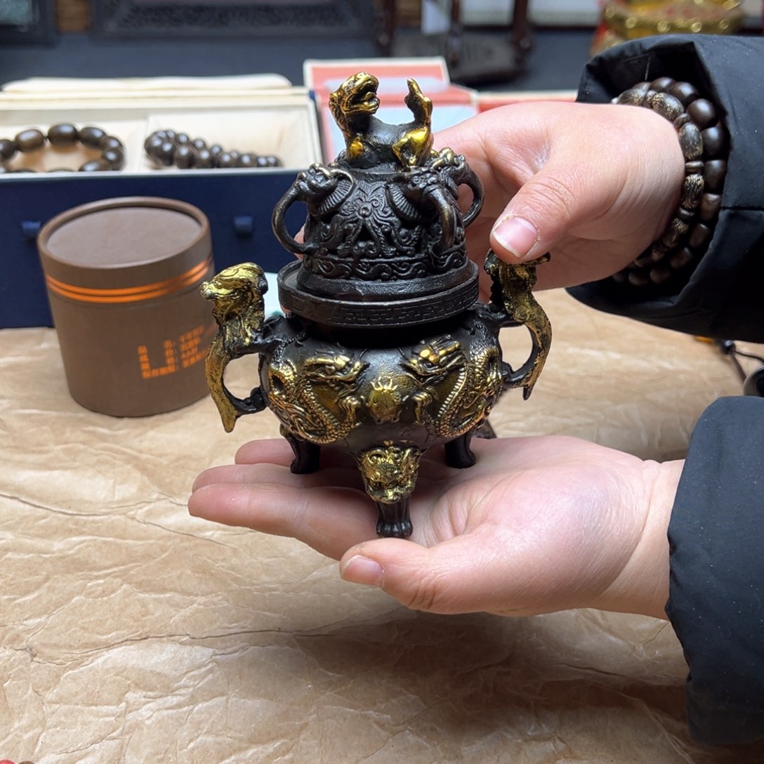 大叶紫檀（黑酸枝木类）