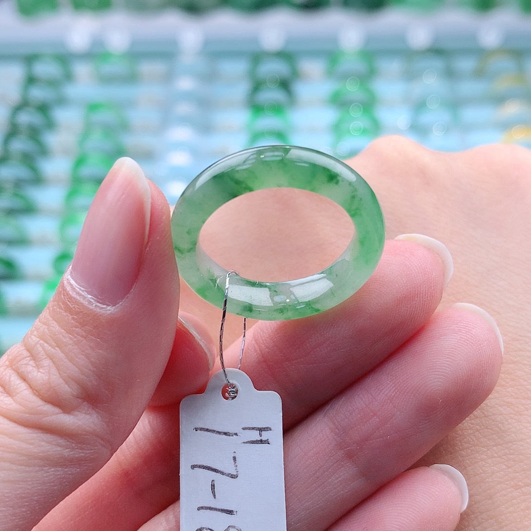 翡翠戒指未镶嵌缅甸翡翠A货