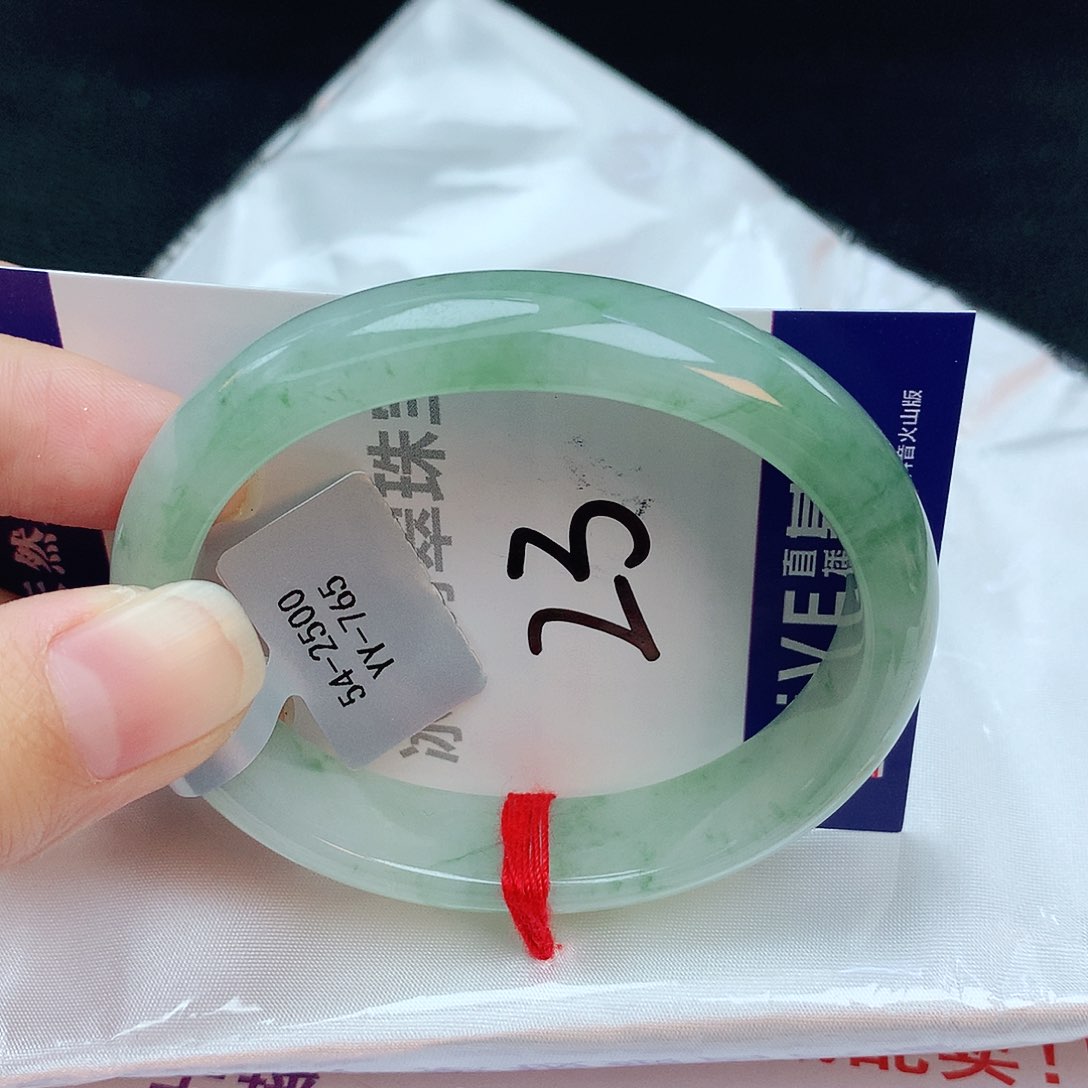翡翠手镯未镶嵌缅甸天然A货翡翠手镯