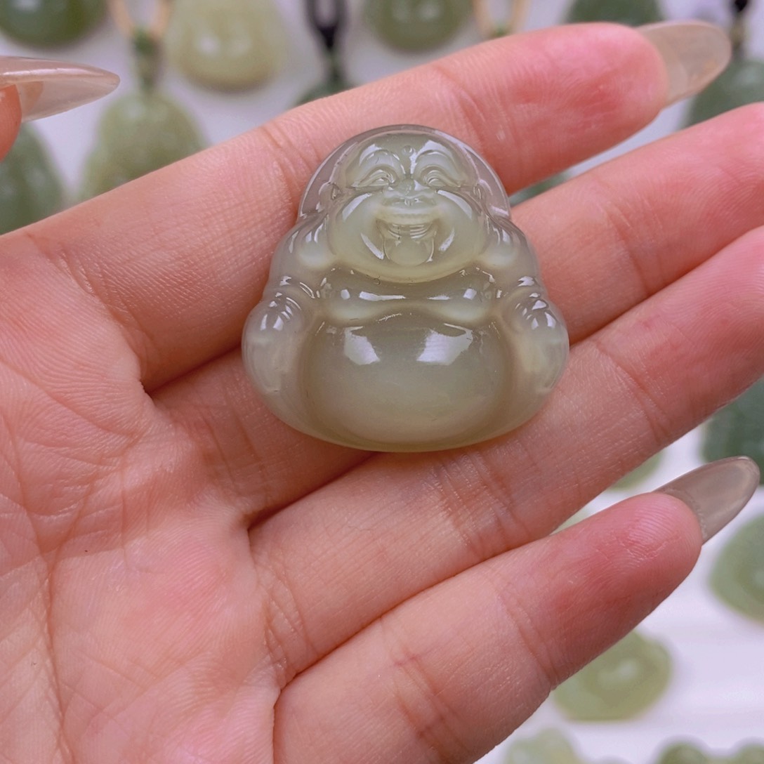 和田玉颈饰未镶嵌?****?