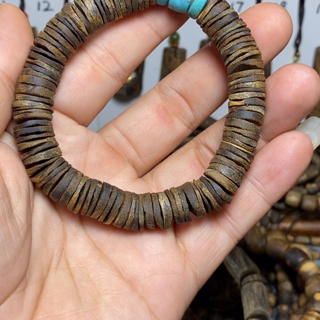 灵***发沉香沉香碎屑卡1.2的24克