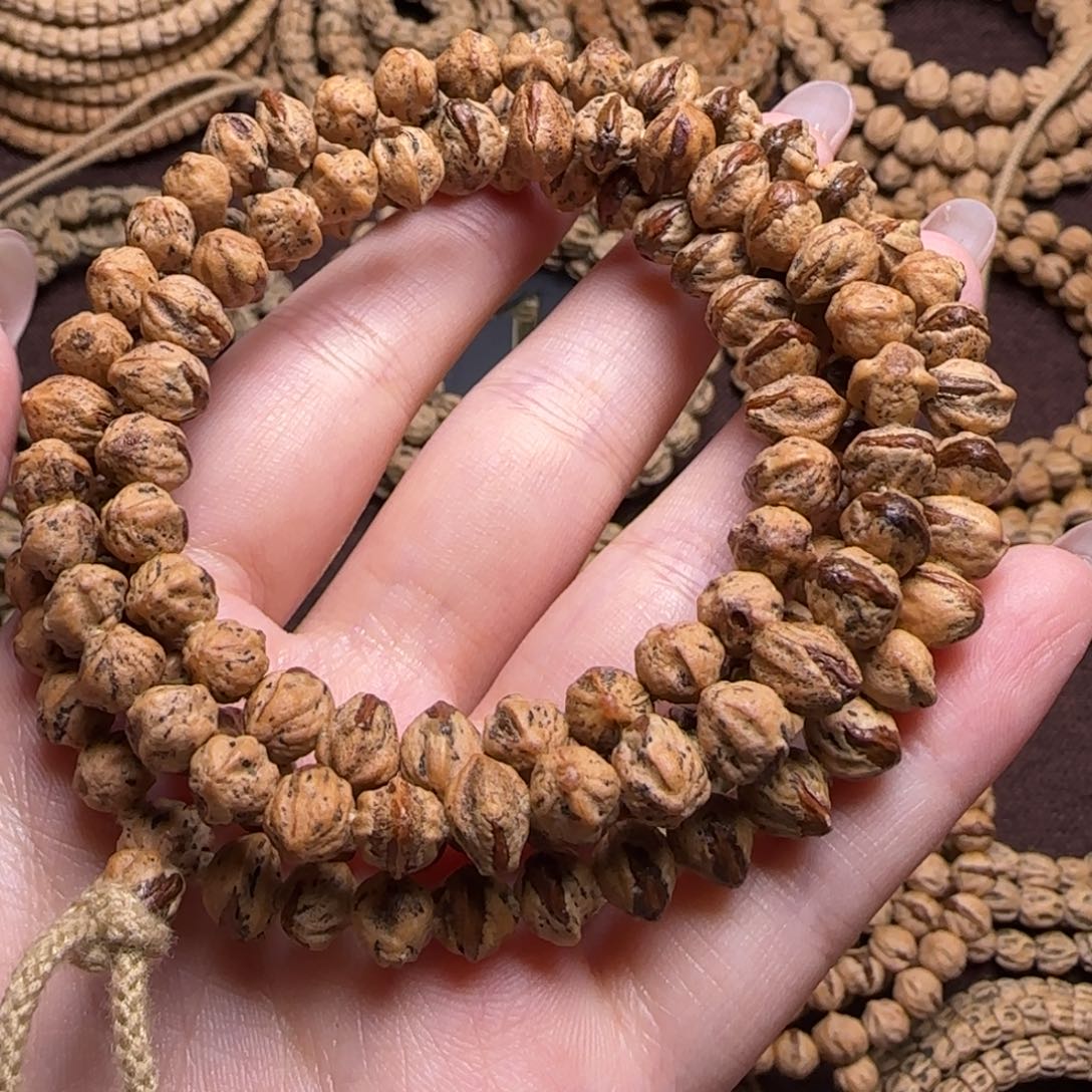 柏香籽/百香籽吊坠唐****沙