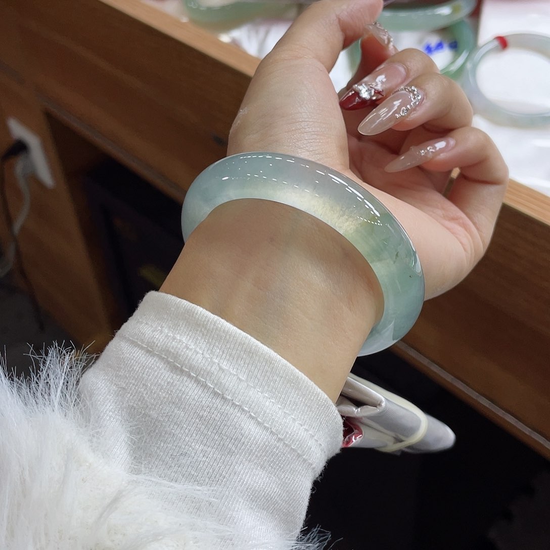 翡翠手镯未镶嵌161 号链接