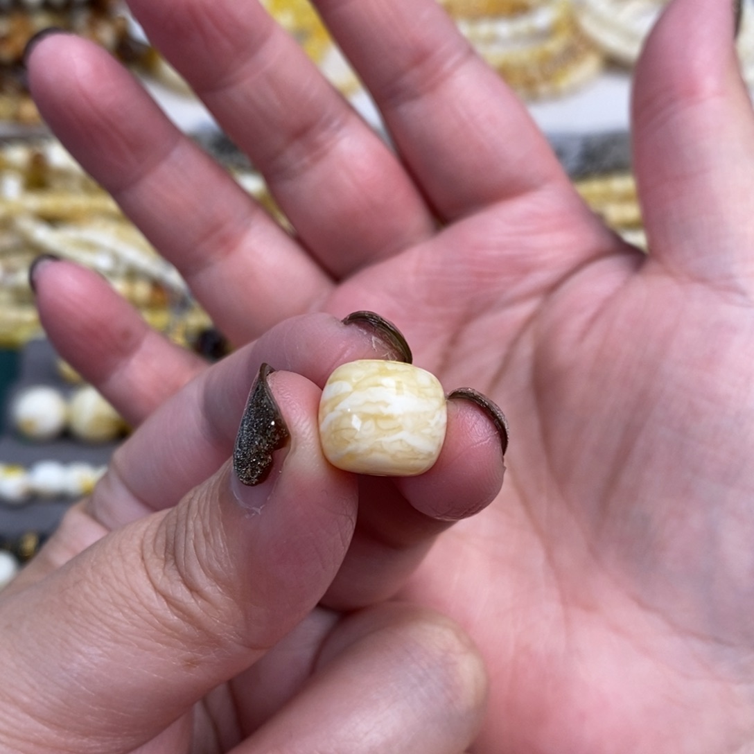 未镶嵌琥珀裸石虎皮千层雪老型12.3