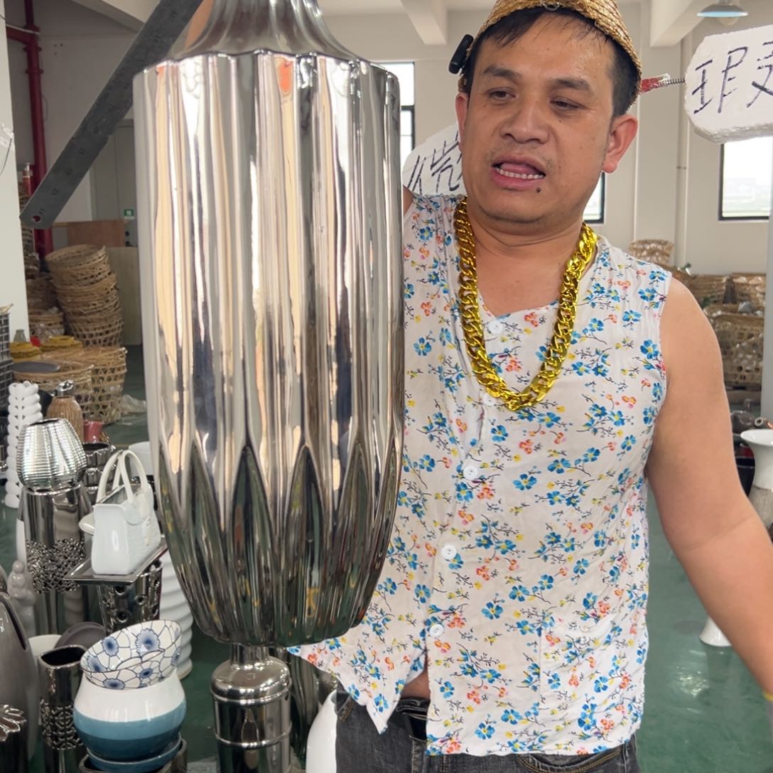 摆件23 号高中低温陶瓷工艺瓶（部分微瑕）