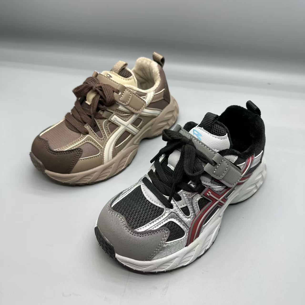 儿童皮面二棉魔术贴童鞋休闲鞋百搭时尚男童女童运动251857