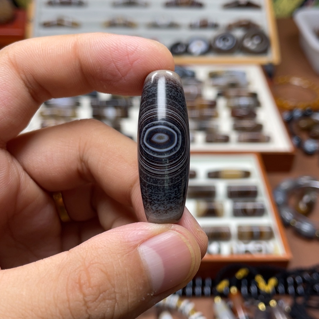 出***0玛瑙/玉髓未镶嵌配饰