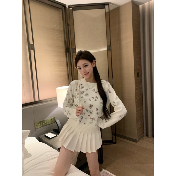 【Meng服饰】新款重工气质刺绣蝴蝶结圆上衣+百褶裙