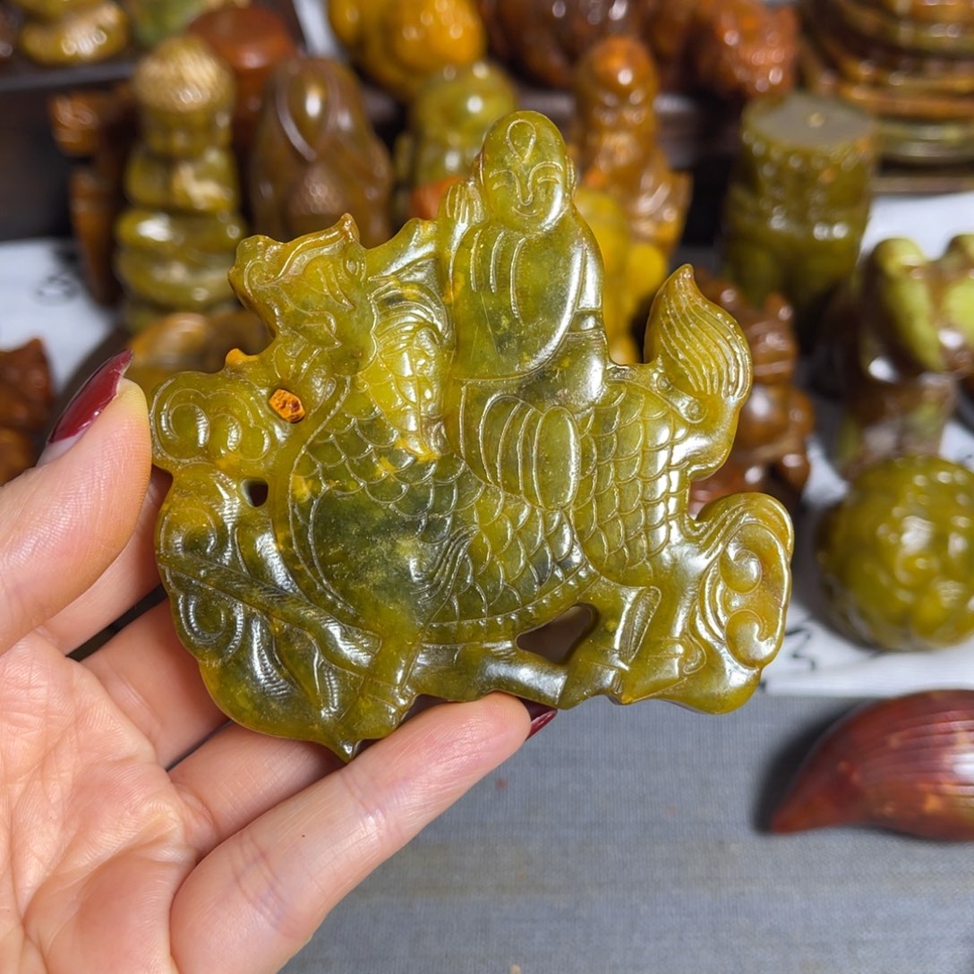 蛇纹石玉合金颈饰