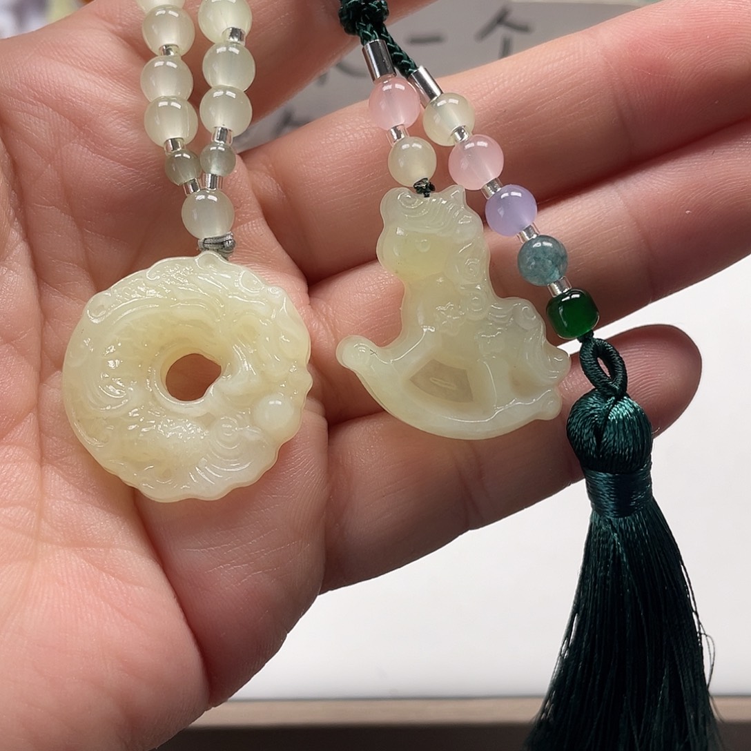 d***r蛇纹石玉未镶嵌颈饰