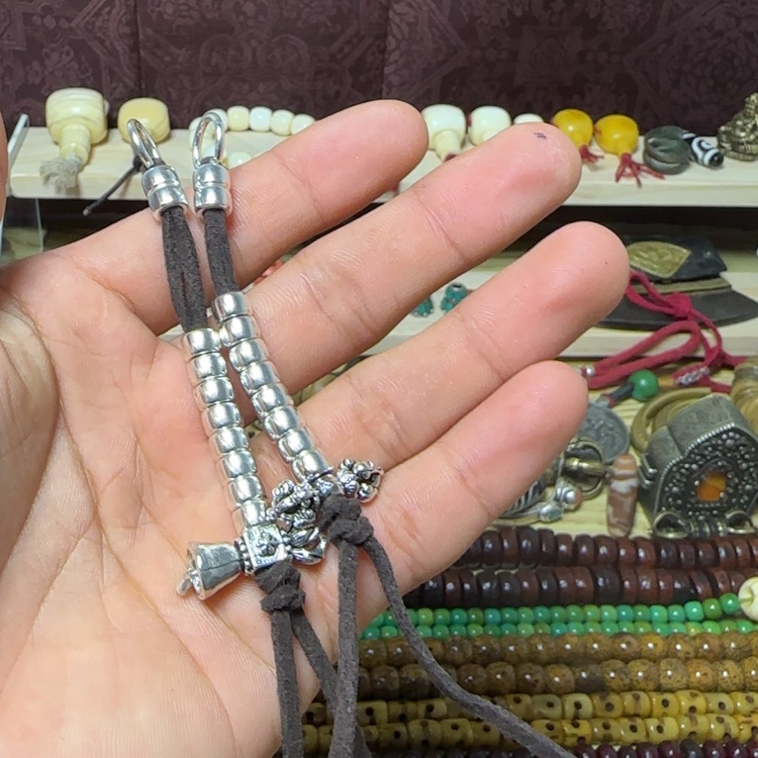 大***飞藏式工艺品叶西直播间