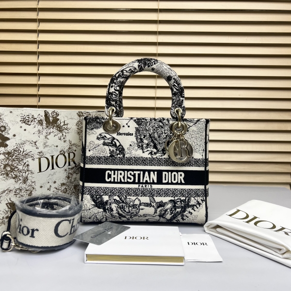 95新/迪奥/市场价32000/包包/250211RN0013