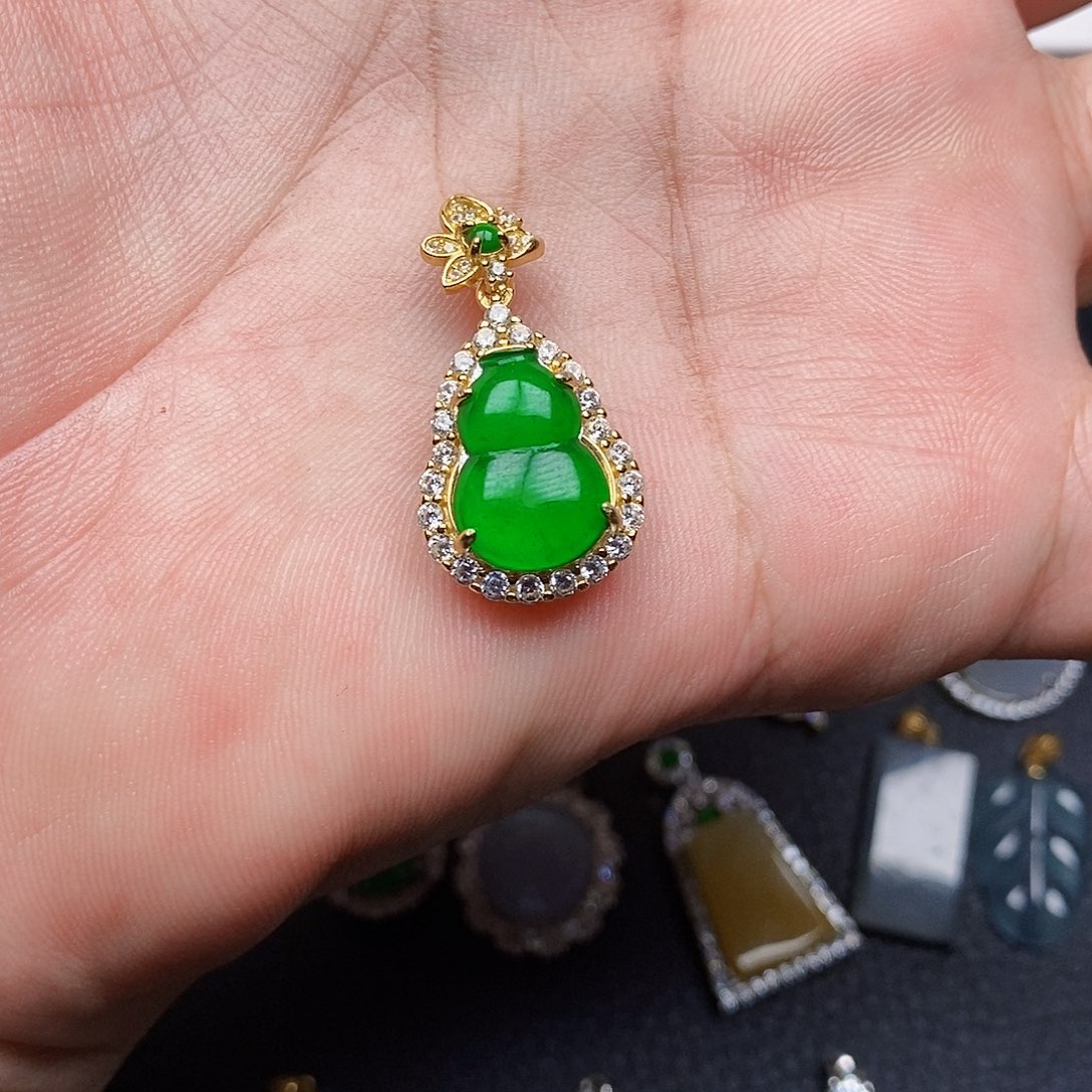 翡翠颈饰银S925镶嵌项链