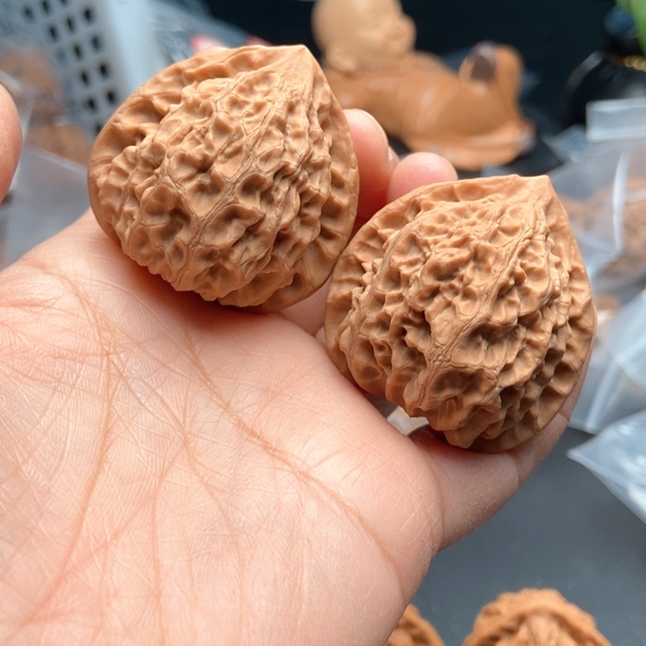 文玩核桃把件金牛40尺