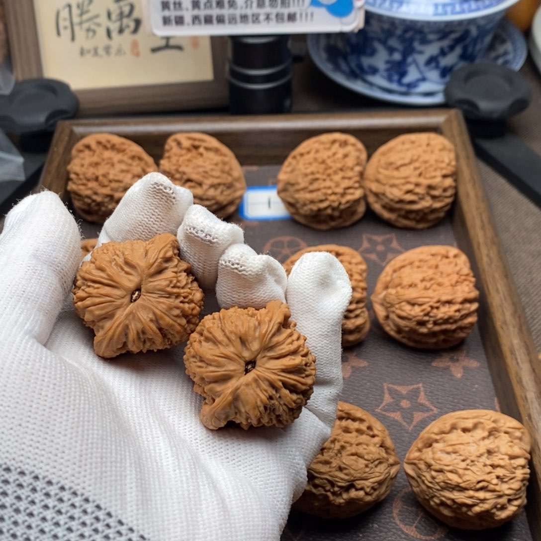 把件文玩核桃狒***?南疆37