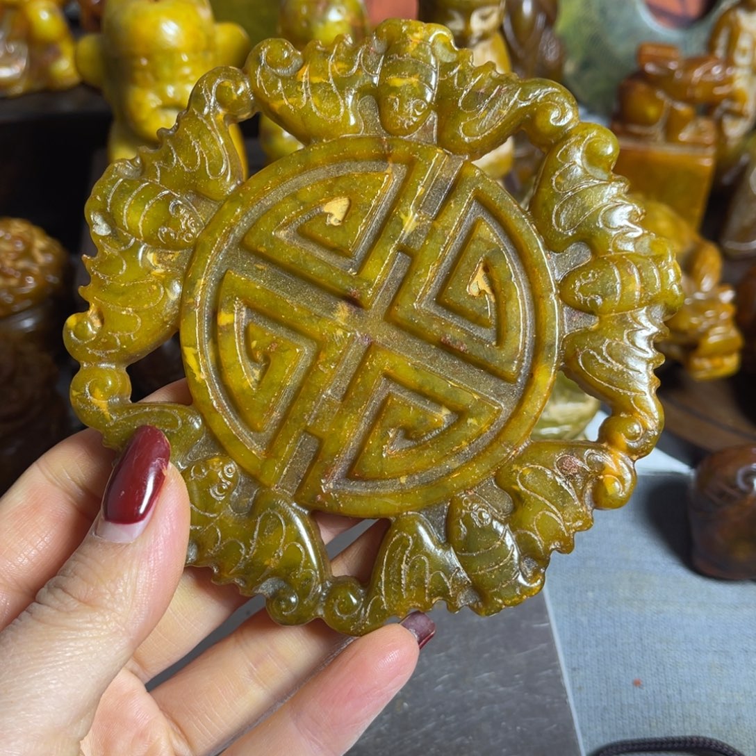 蛇纹石玉合金颈饰