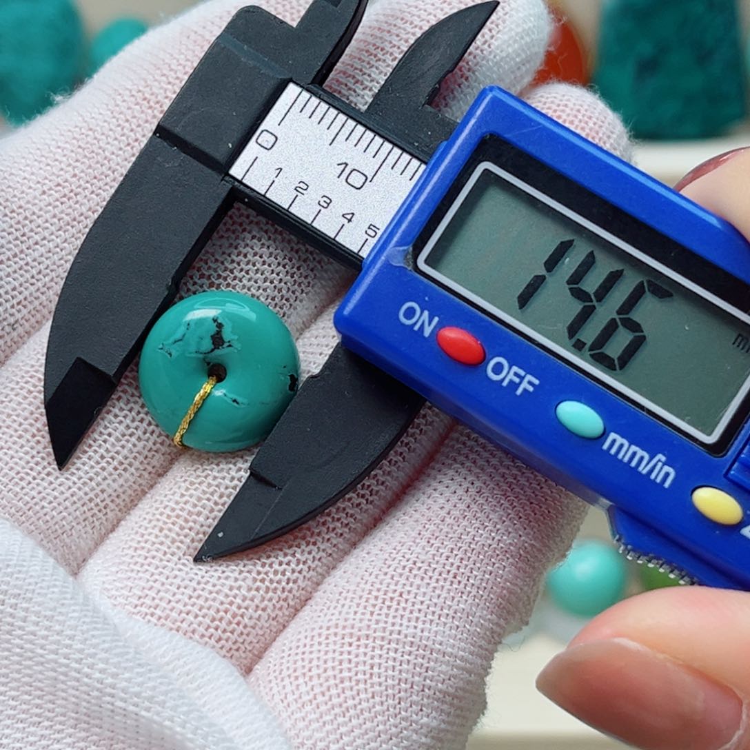 绿松石珠宝未镶嵌